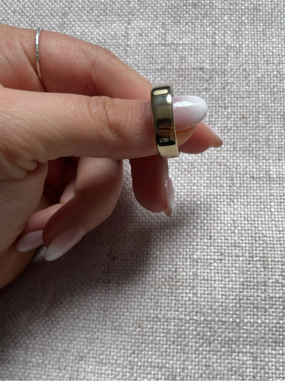 Oura 5 Gold in Size 8